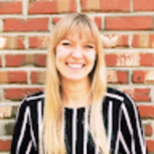 Meet your Posher, Corrina